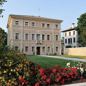 Maternini 3*, Vazzola Italien